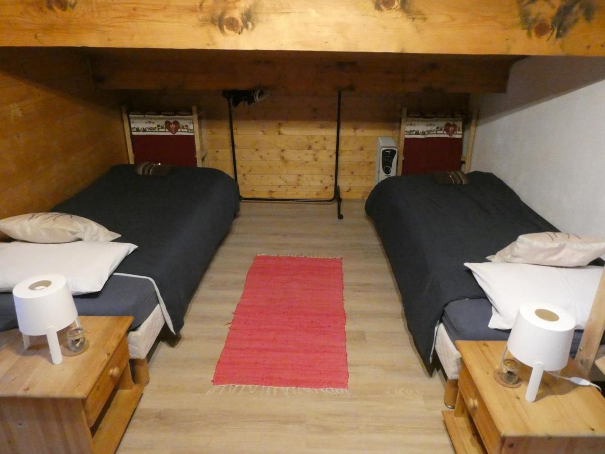 Central Hostel Шатель Екстер'єр фото