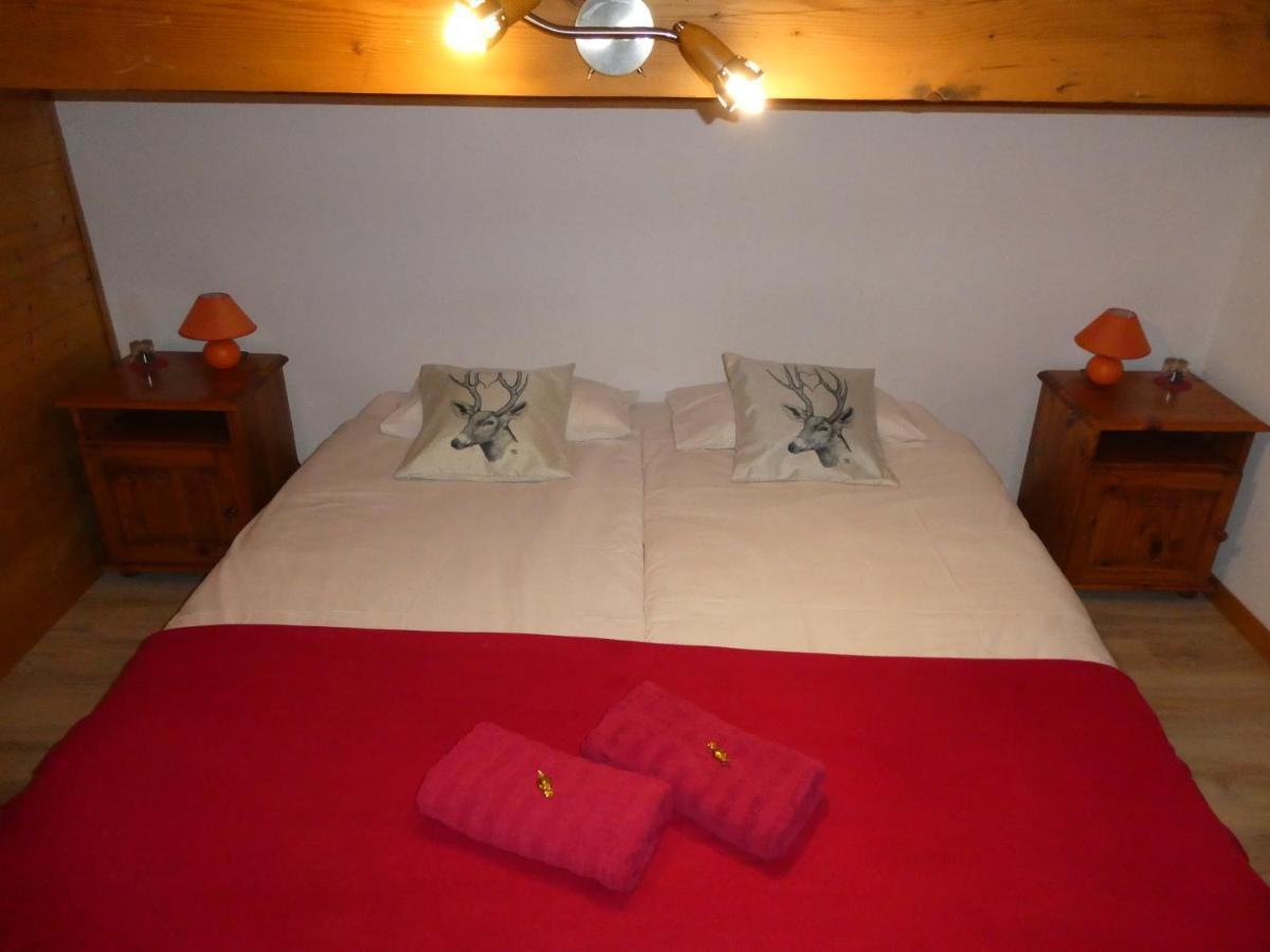 Central Hostel Шатель Екстер'єр фото
