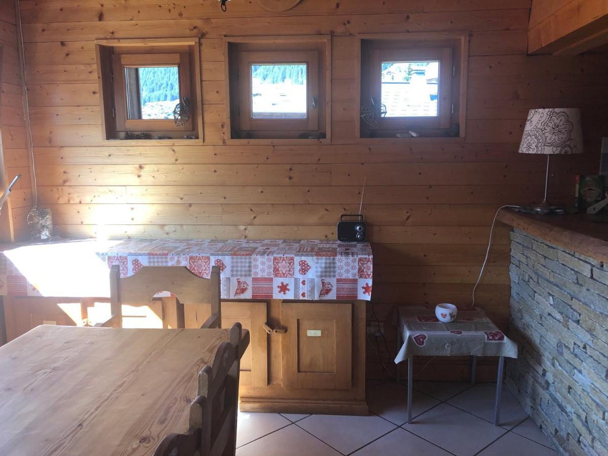 Central Hostel Шатель Екстер'єр фото