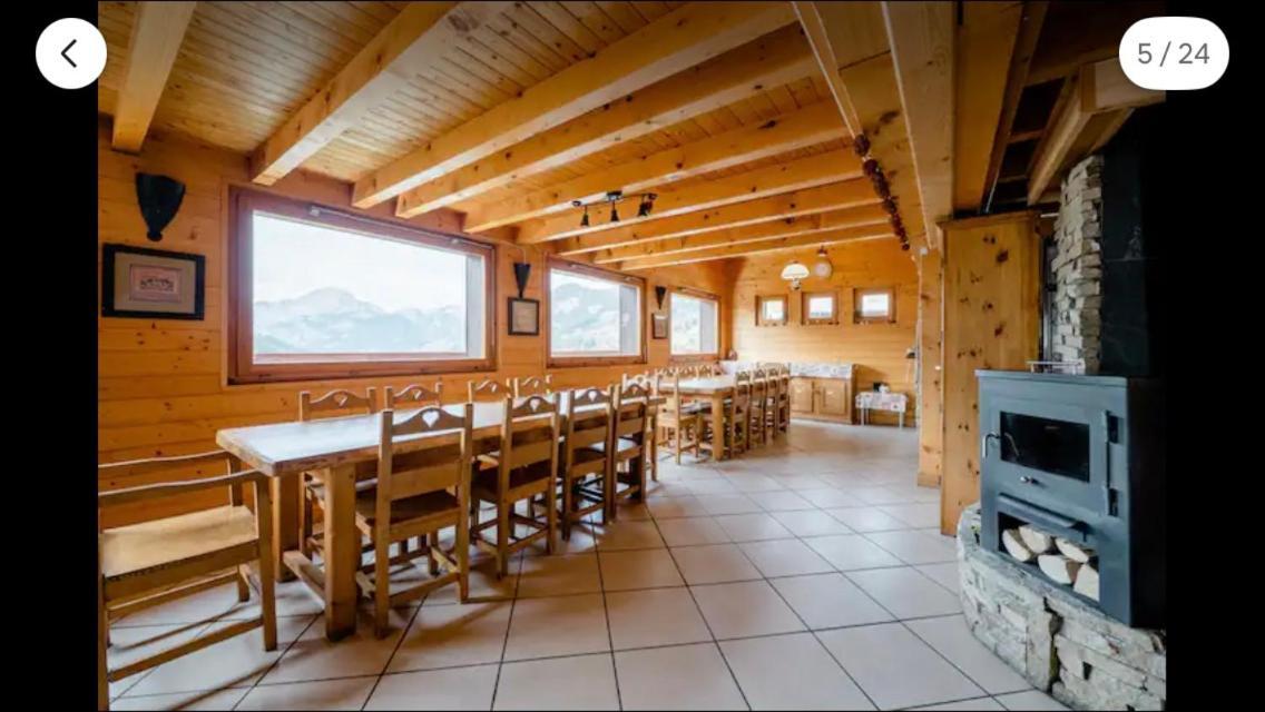 Central Hostel Шатель Екстер'єр фото