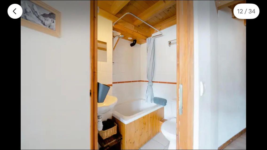 Central Hostel Шатель Екстер'єр фото